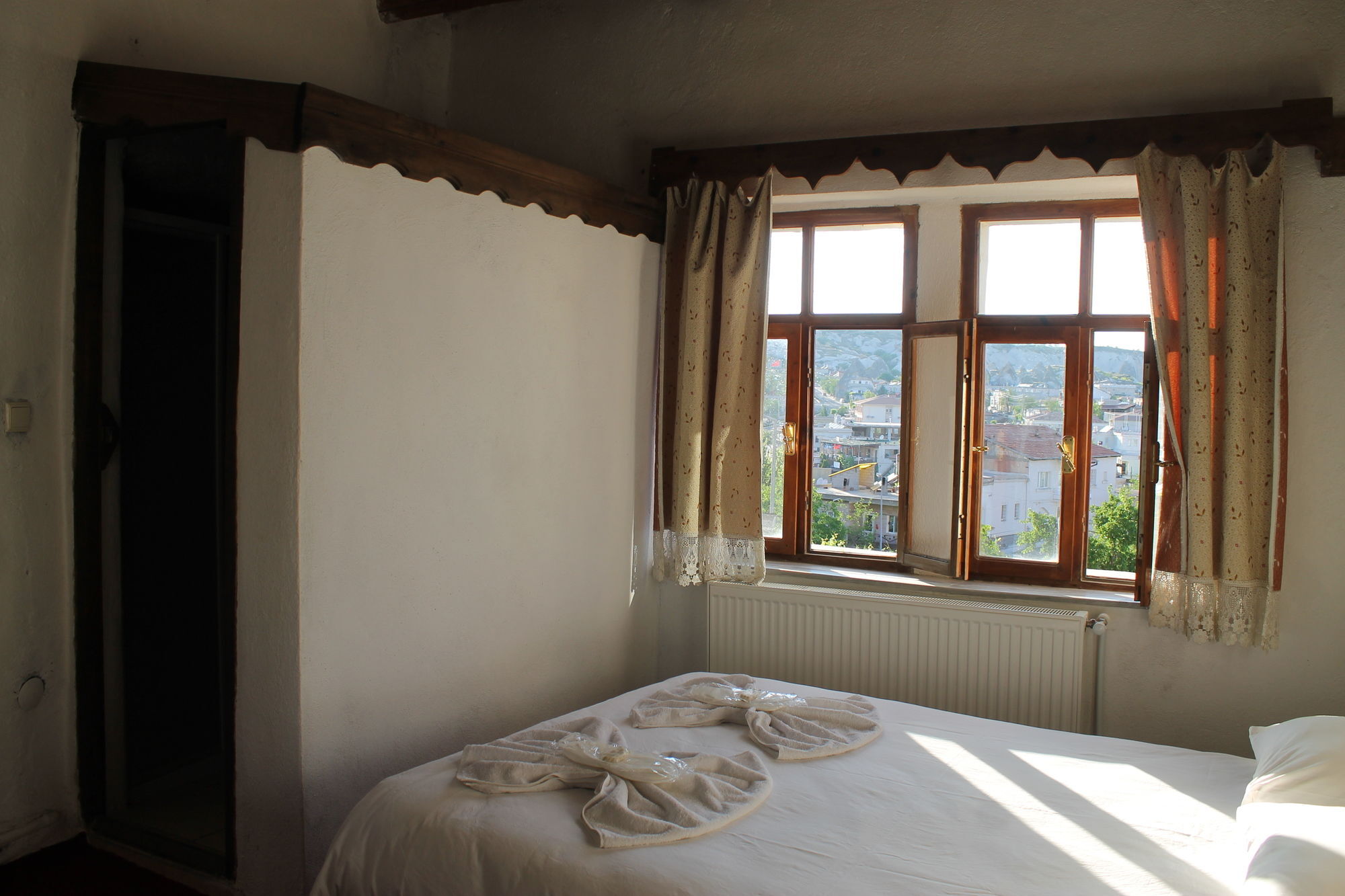 Yasin'S Place Backpackers Cave Hostel Goreme Exterior foto