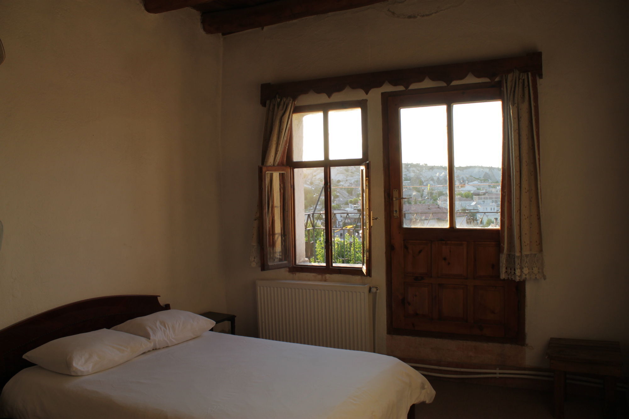 Yasin'S Place Backpackers Cave Hostel Goreme Exterior foto